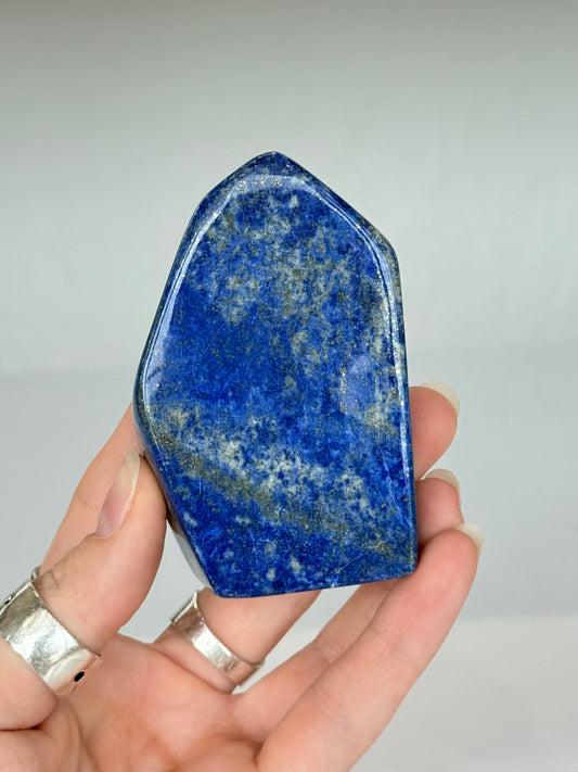 Lapis Lazuli Freeform ( Afghanistan )