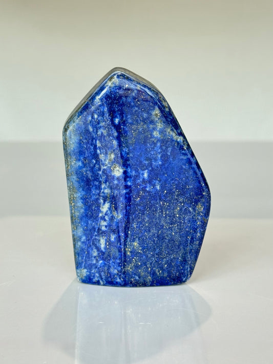 Lapis Lazuli Freeform ( Afghanistan )