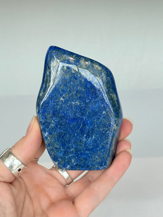 Lapis Lazuli Freeform ( Afghanistan )