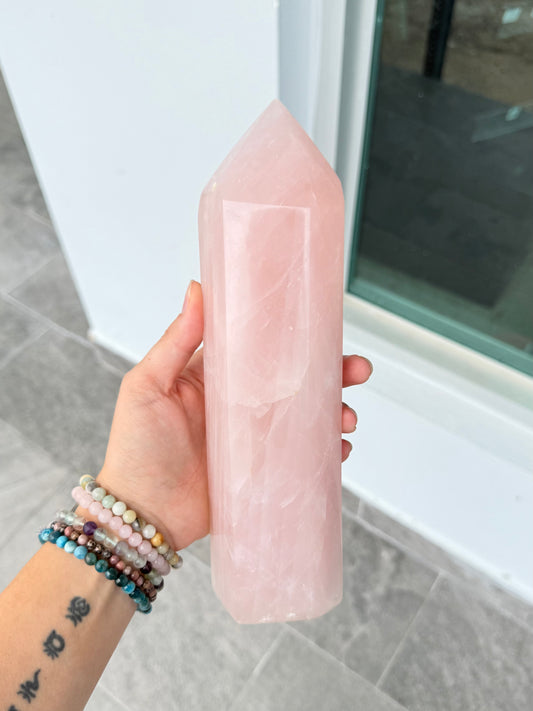Rose Quartz Tower | Torre de Cuarzo Rosado