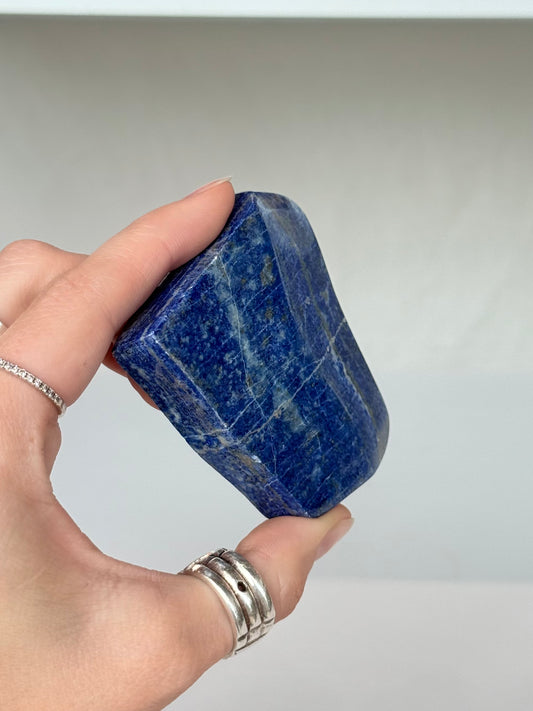 Lapis Lazuli Freeform ( Afghanistan )