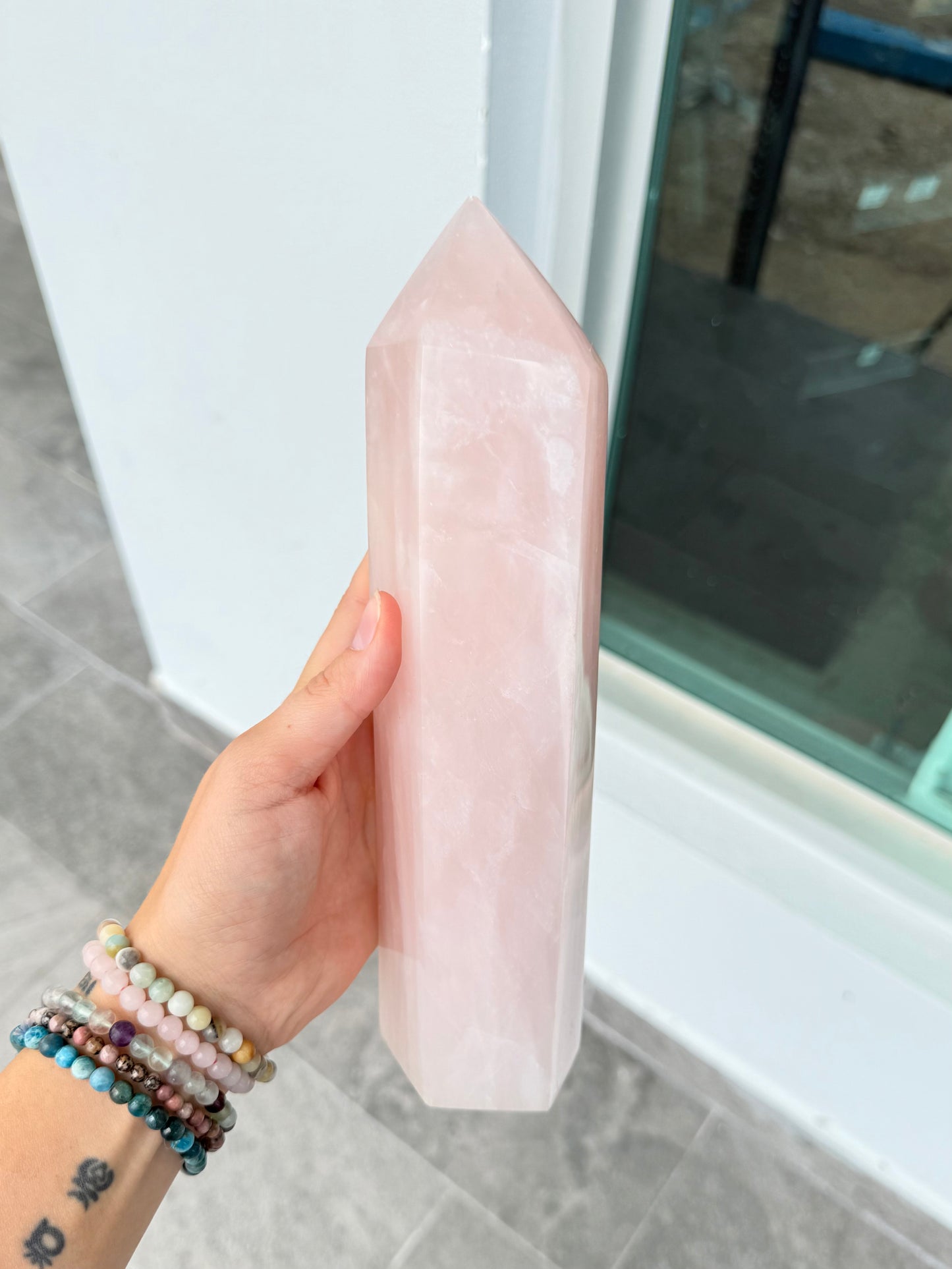 Rose Quartz Tower | Torre de Cuarzo Rosado
