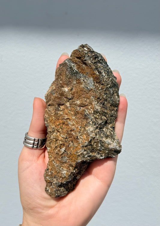 Nuummite Raw Stone ( Groenlandia )