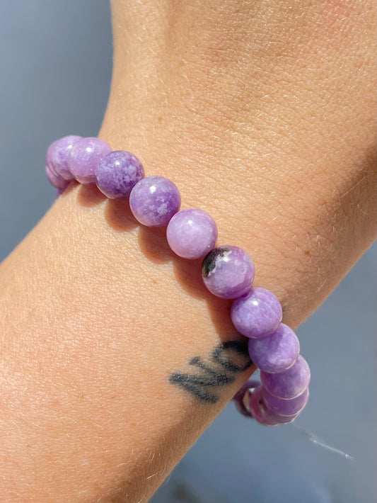 Phosphosiderite 8mm Bracelet