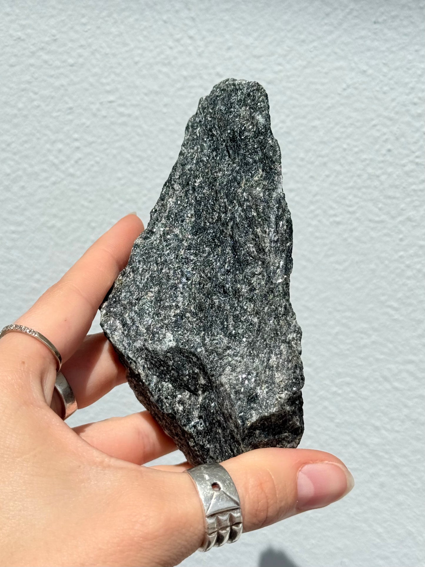 Nuummite Raw Stone ( Groenlandia )