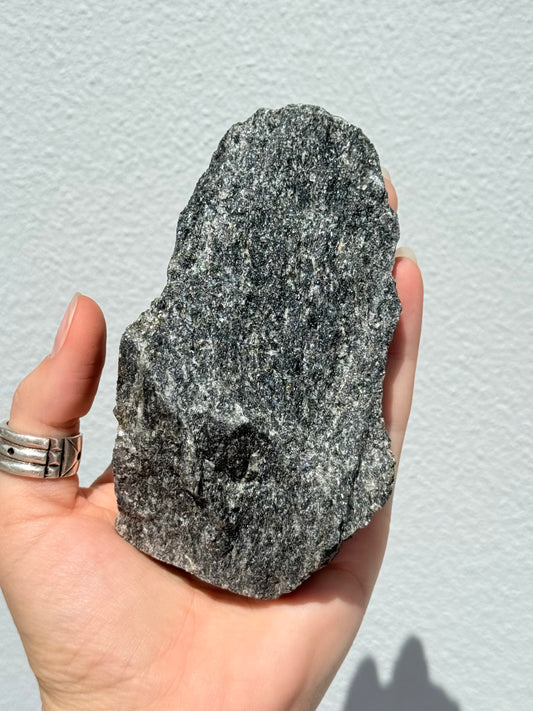 Nuummite Raw Stone ( Groenlandia )