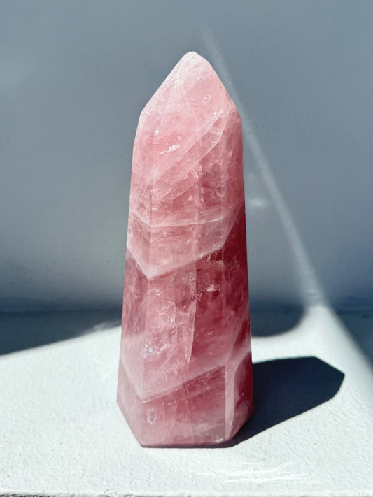 Rose Quartz Point ( Madagascar )