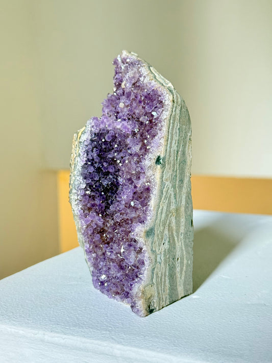 Natural Amethyst Cluster | Cluster Natural de Amatista ( Brazil )