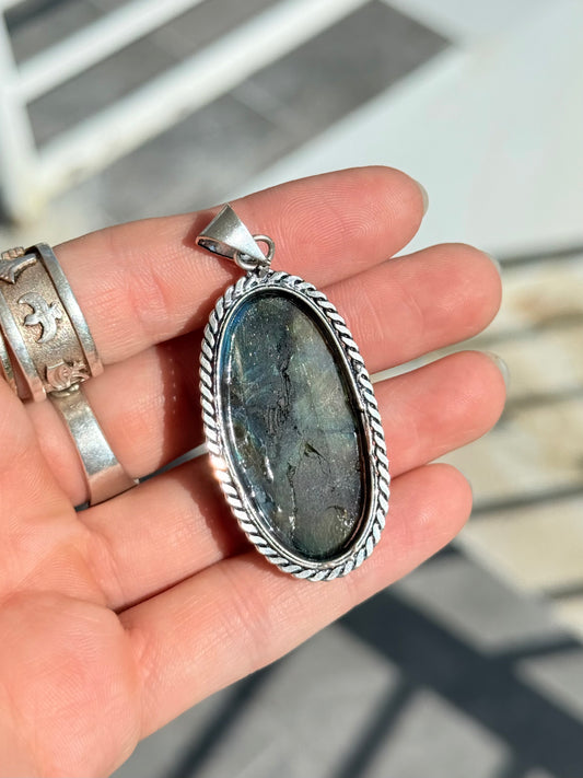Labradorite Pendant  ( Indian Silver )