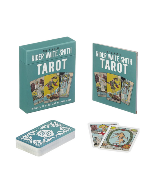 The Classic Rider Waite Smith Tarot ( English )