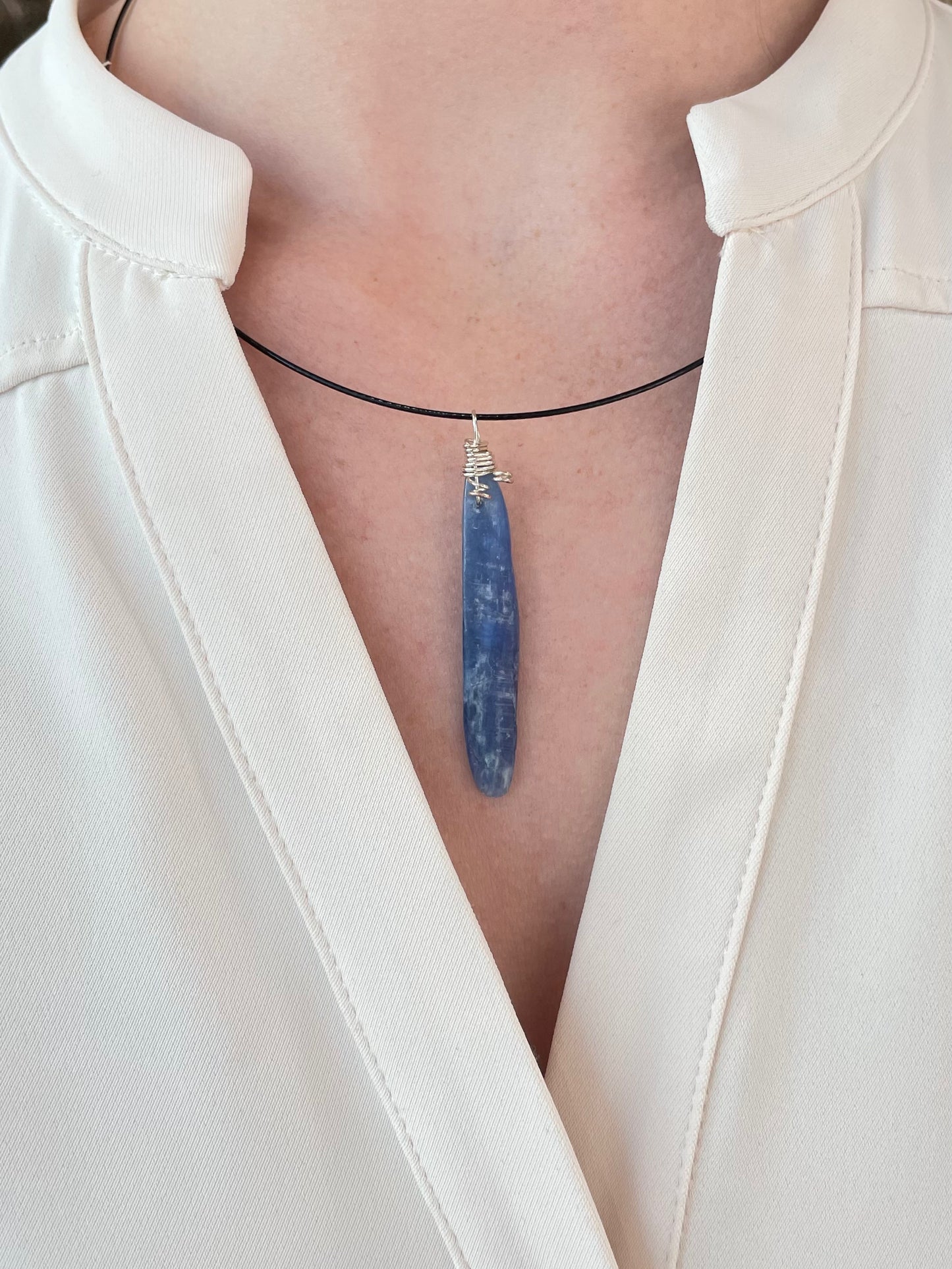 Blue Kyanite Pendant ( Silver 925 )