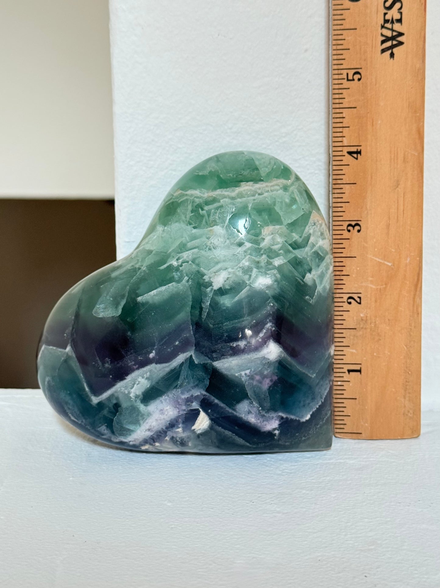 Rainbow Fluorite Heart | Corazón de Fluorita Arcoíris