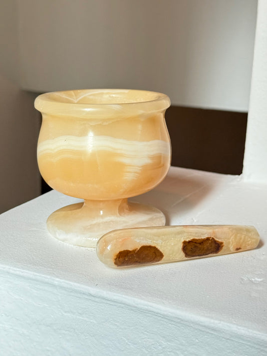 Egyptian Alabaster Mortar & Pestle | Mortero de Alabastro Egipcio