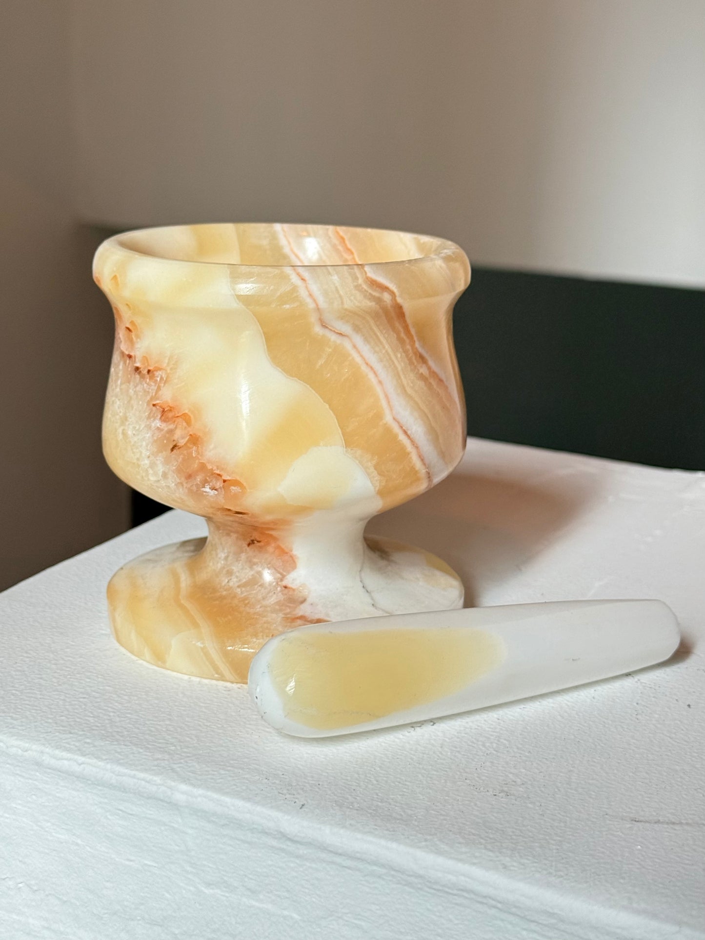 Egyptian Alabaster Mortar & Pestle | Mortero de Alabastro Egipcio