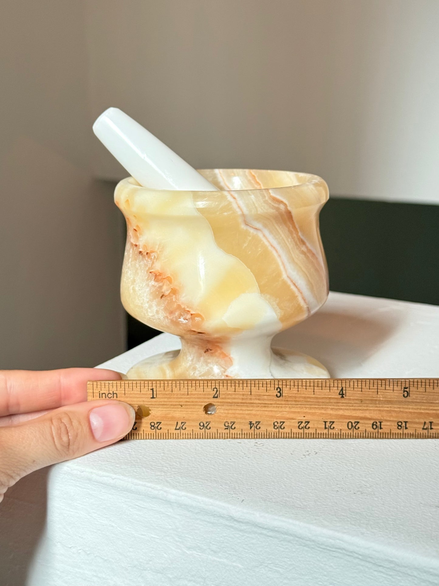 Egyptian Alabaster Mortar & Pestle | Mortero de Alabastro Egipcio