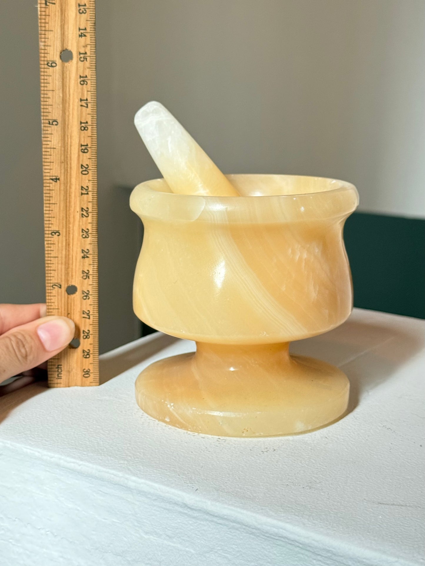 Egyptian Alabaster Mortar & Pestle | Mortero de Alabastro Egipcio