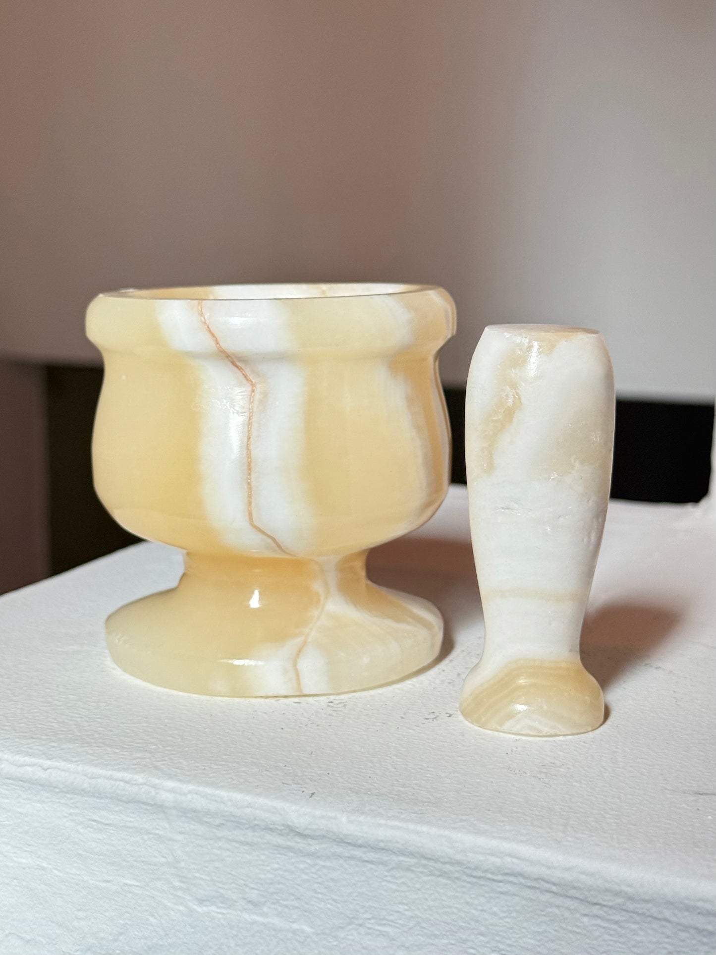Egyptian Alabaster Mortar & Pestle | Mortero de Alabastro Egipcio