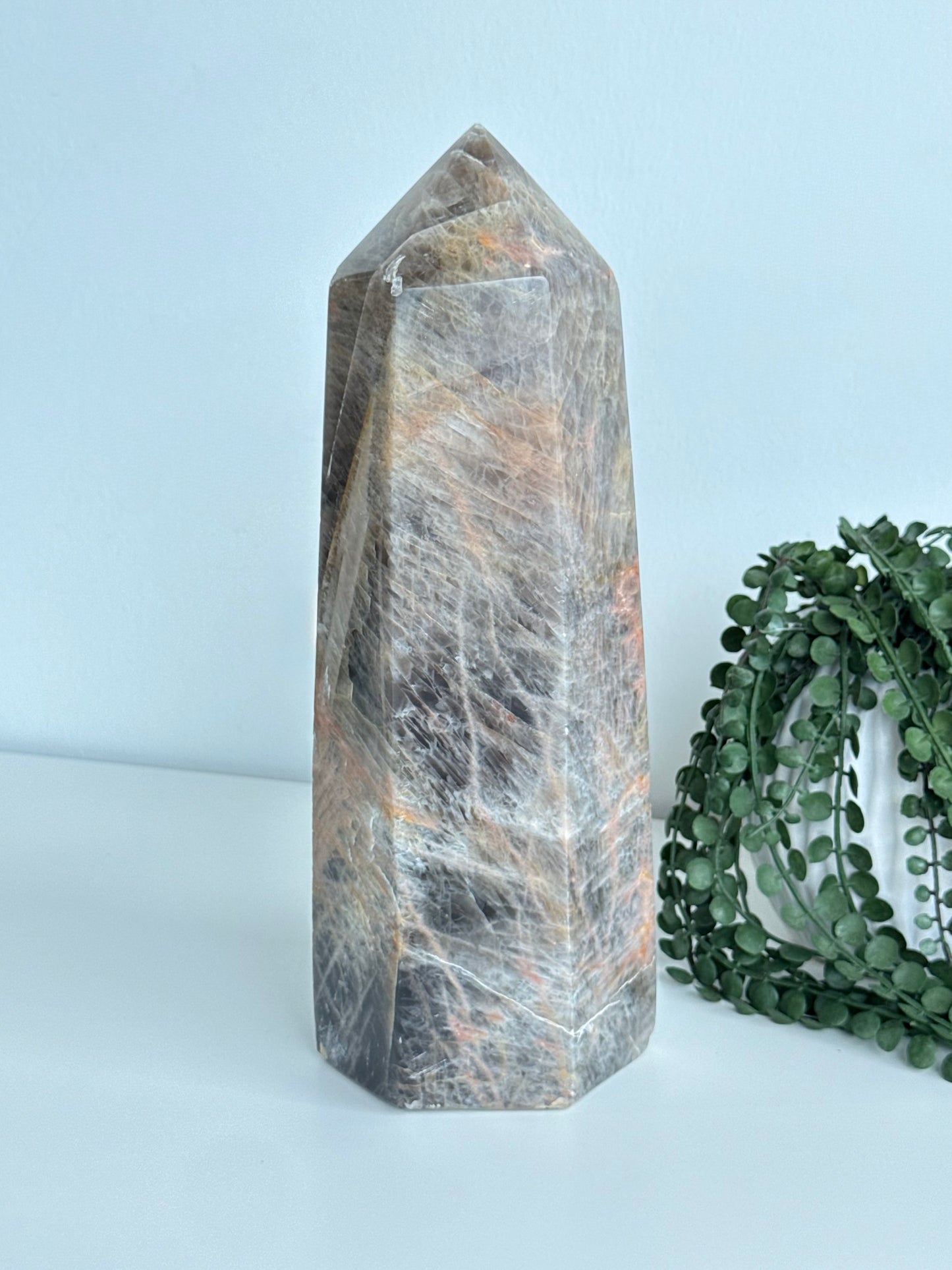 Black/Peach Moonstone Point