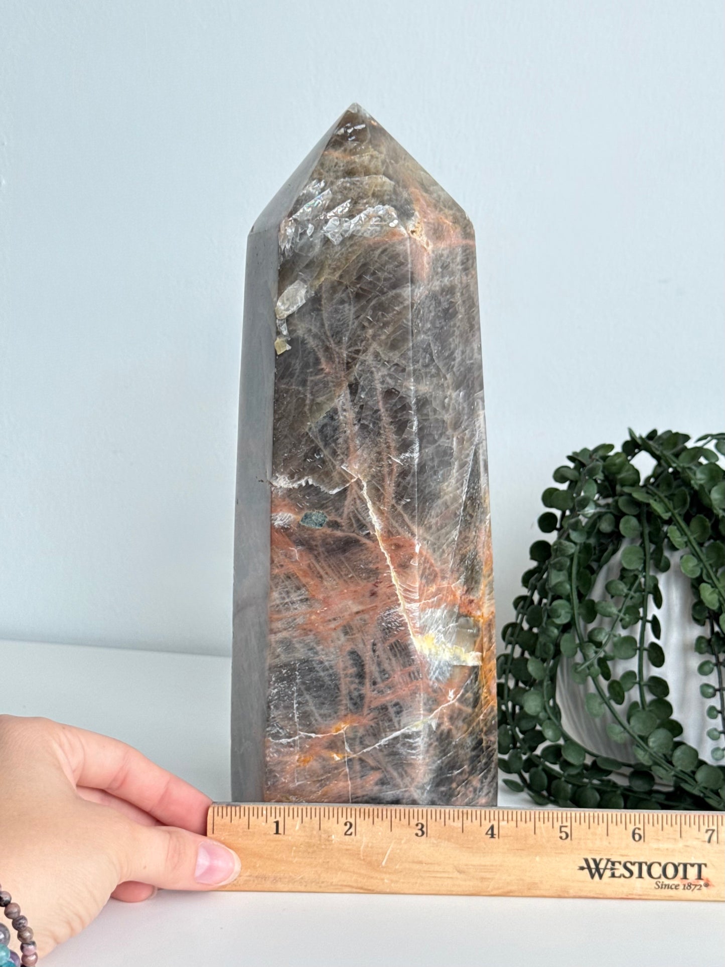 Black/Peach Moonstone Point