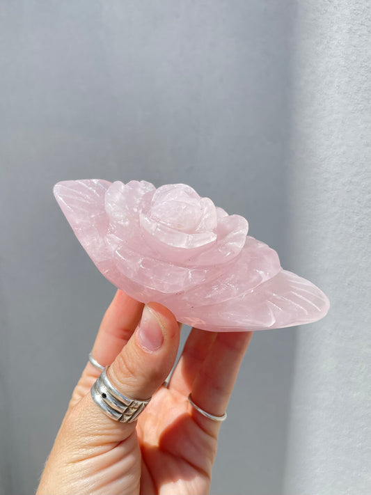Rose Quartz Carved Rose