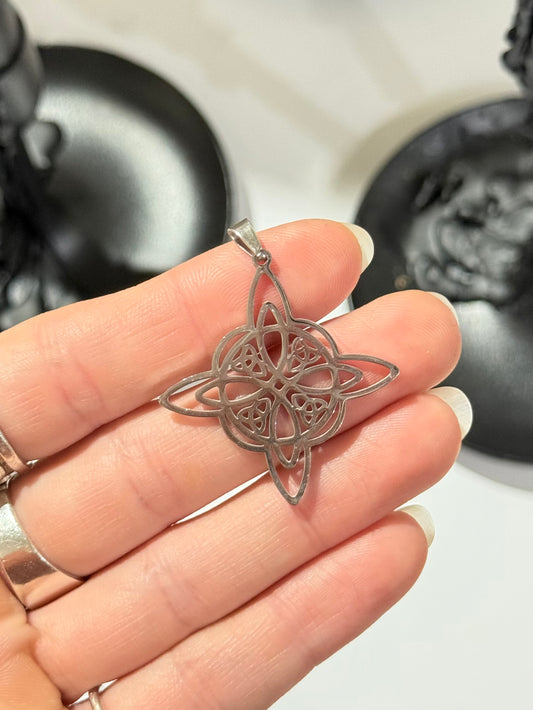 Witch’s Knot Protection Pendant – Stainless Steel