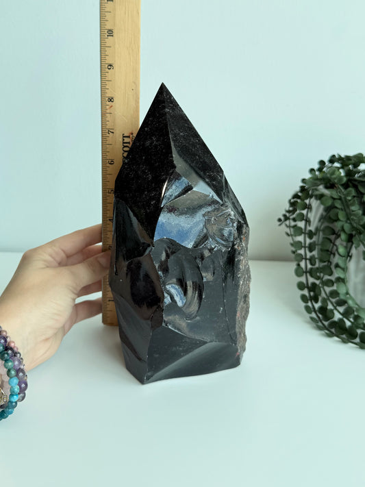 Obsidian Point
