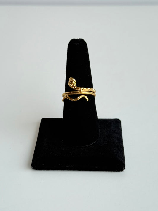 Snake Adjustable Brass Ring – Best Fits Size 7 and Can Be Adjusted Larger