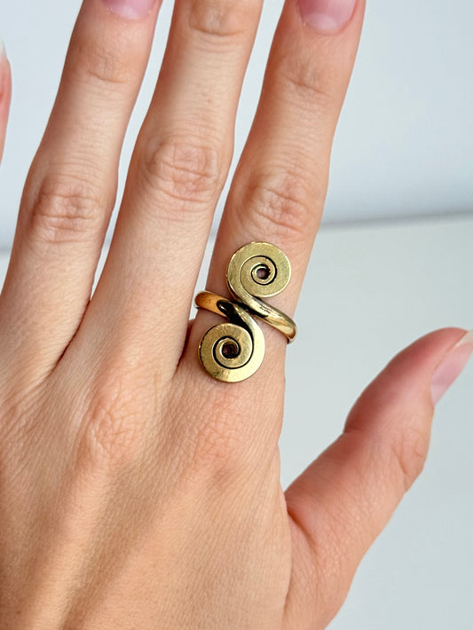 Double Spiral Adjustable Brass Ring – Best Fits Size 8 and Can Be Adjusted Larger