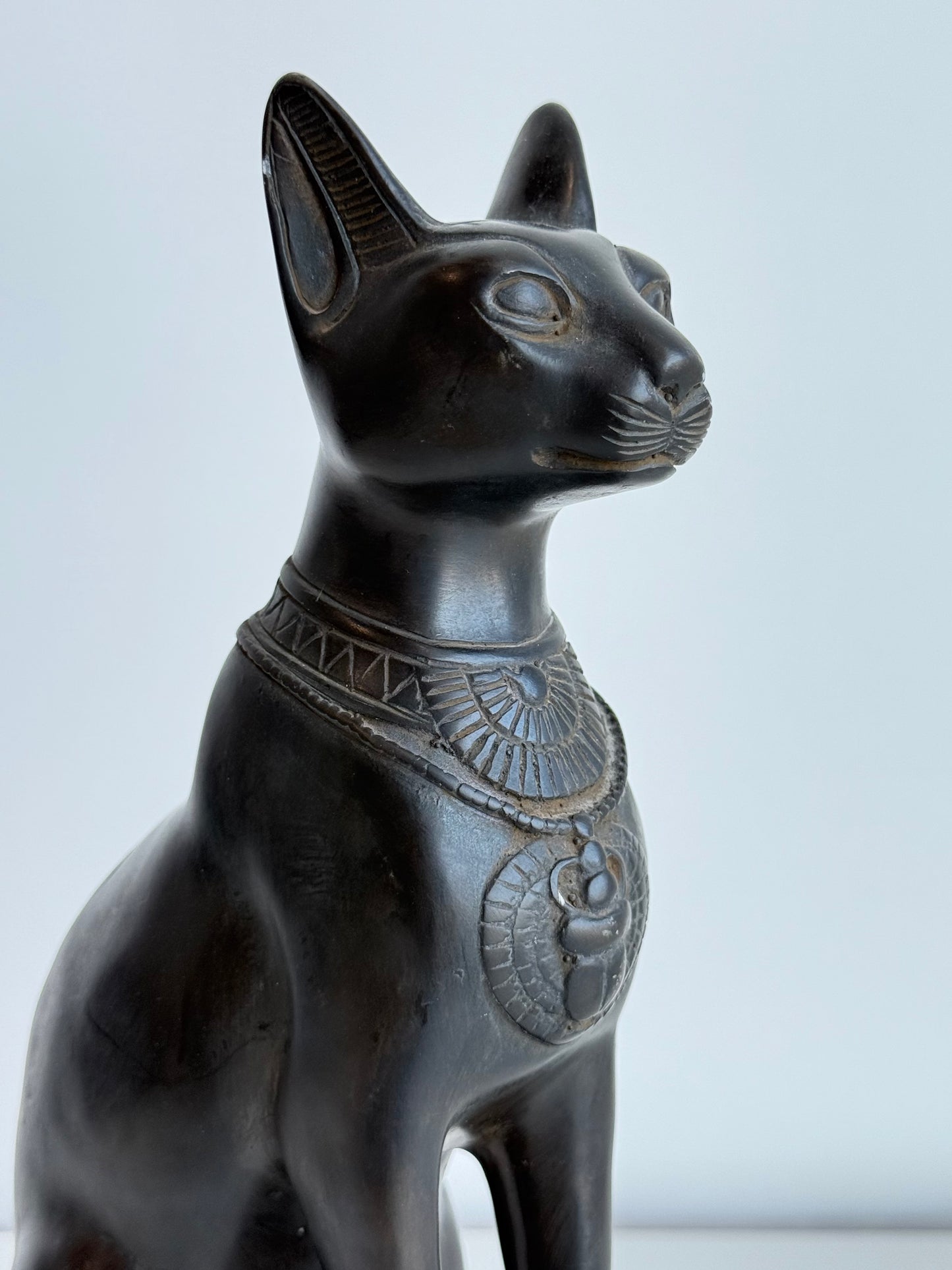 Bastet Statue – Gypsum with Basalt Finish
