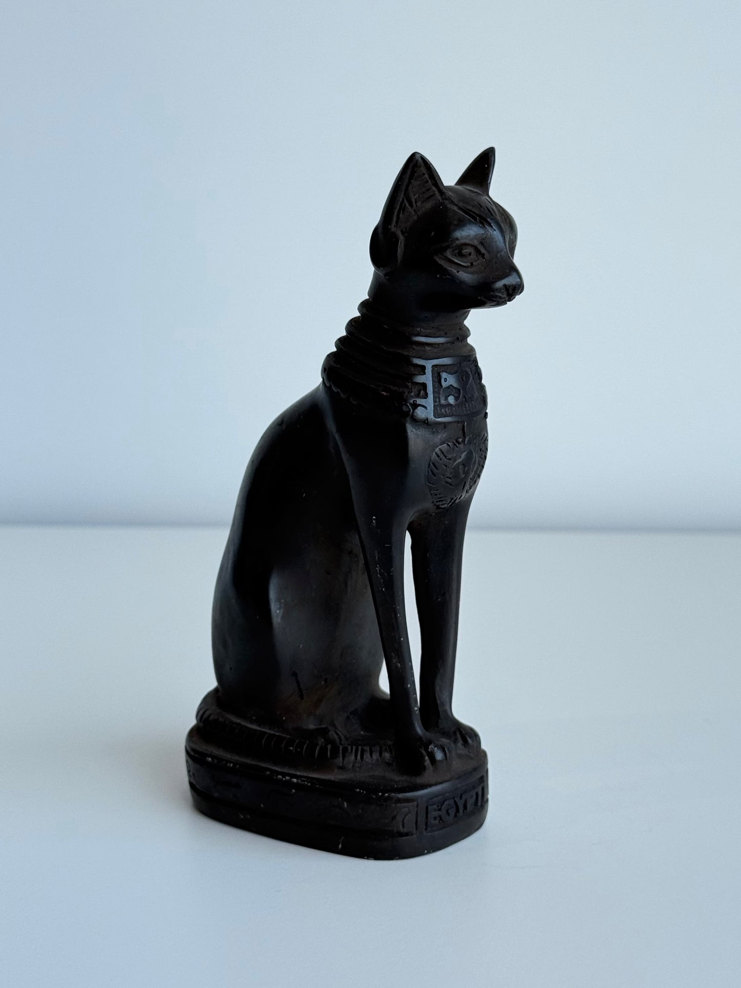 Bastet Statue – Gypsum with Basalt Finish