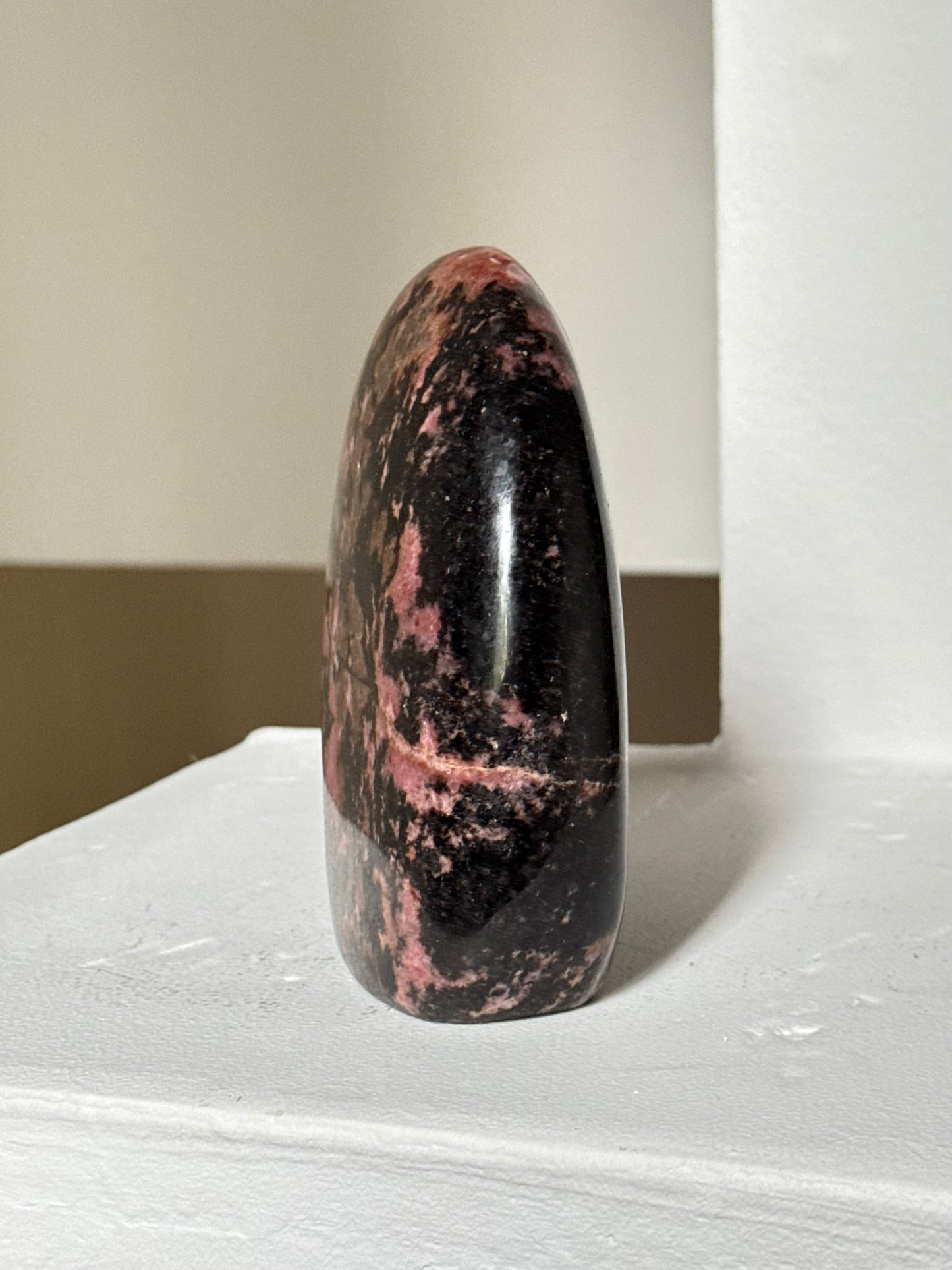 Rhodonite Free Form / Rodonita Free Form