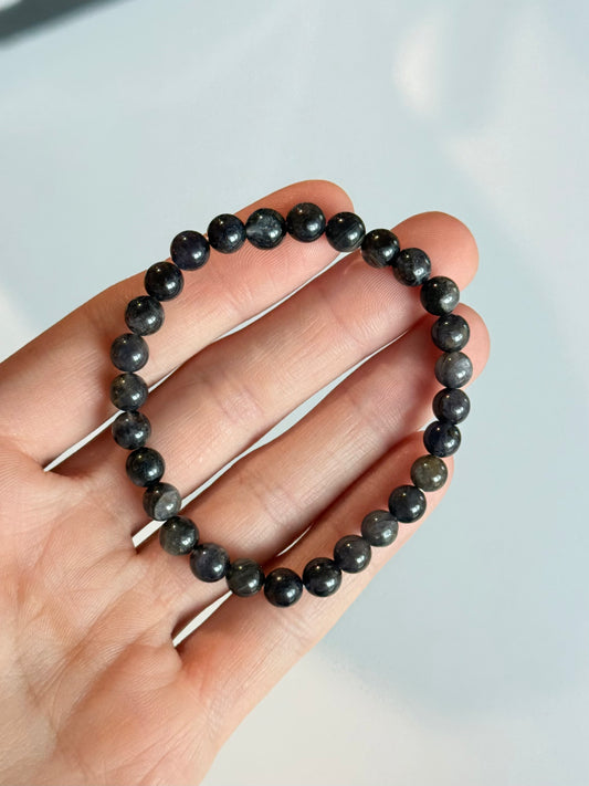 Iolite - 6mm Bracelet