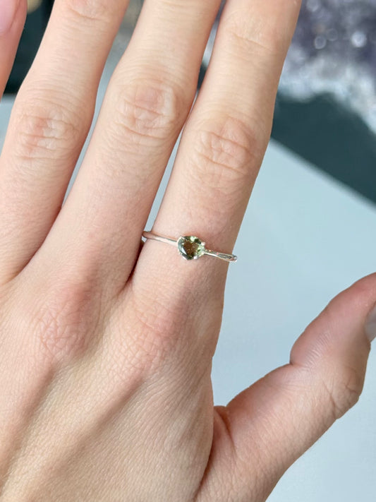Moldavite Ring ( Silver 925 ) Size 8