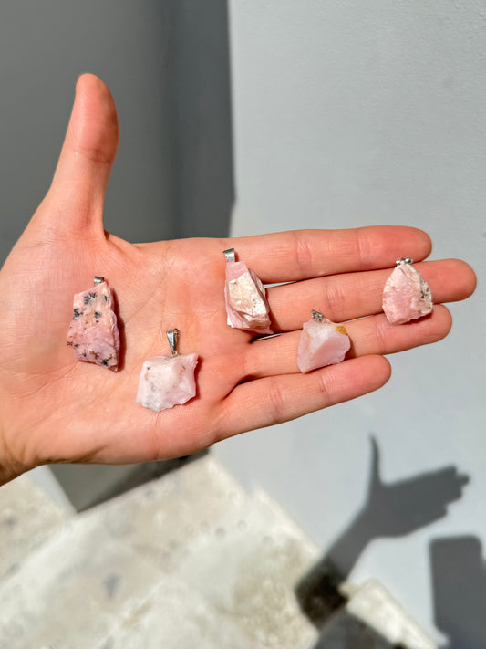 Raw Pink Opal Pendant ( Perú )