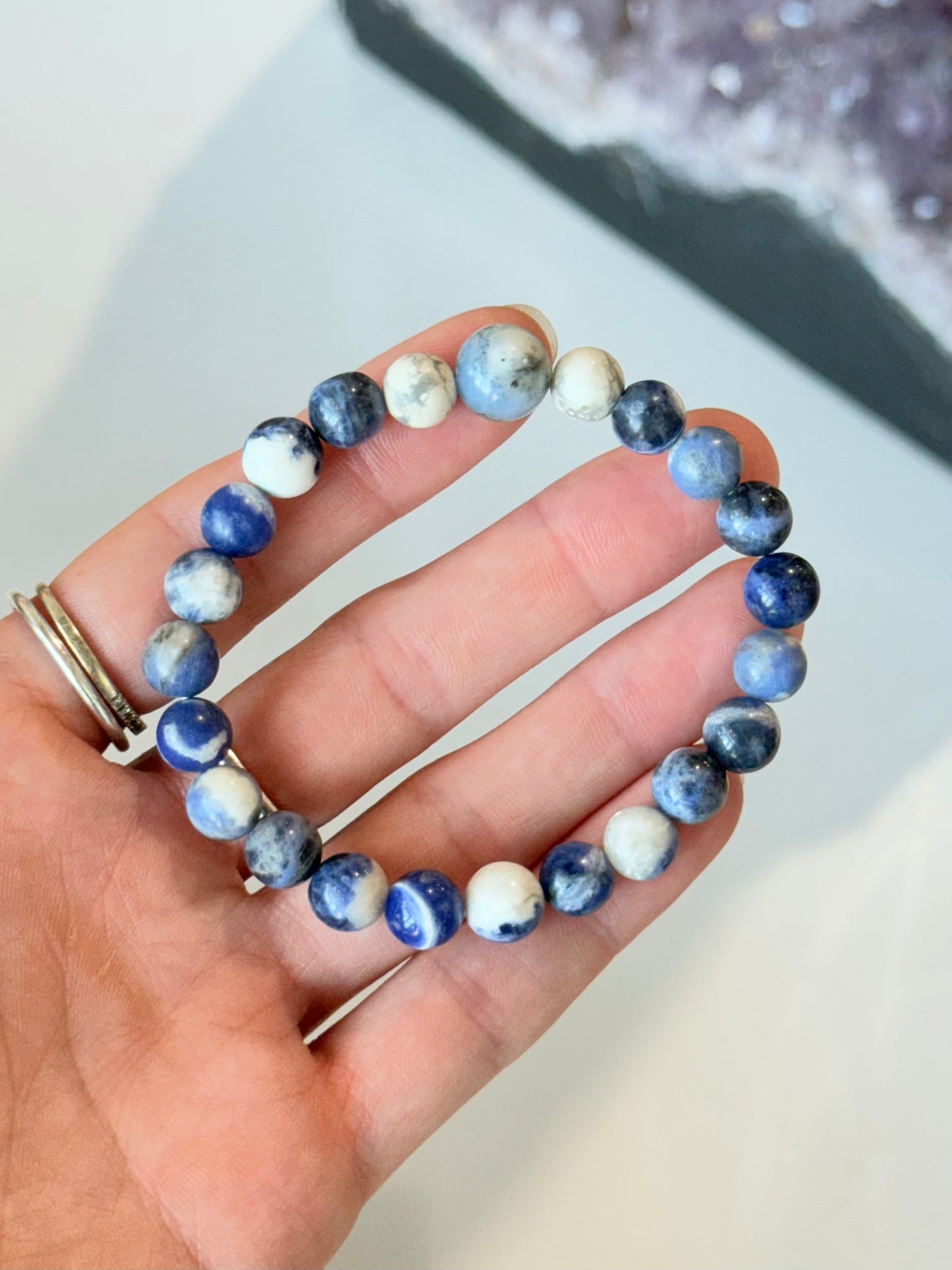 Sodalite & Howlite - 8mm Bracelet