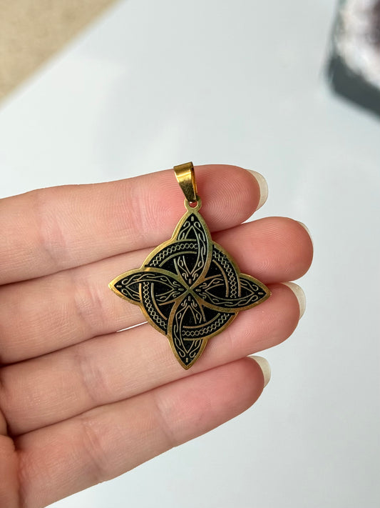 Witches Knot | Celtic Knot - Stainless Steel ( Gold )