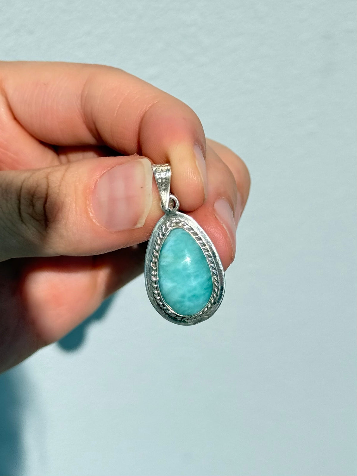 (Falta precio) Colgante de larimar natural en plata 925 | Natural Larimar Pendant in 925 Sterling Silver