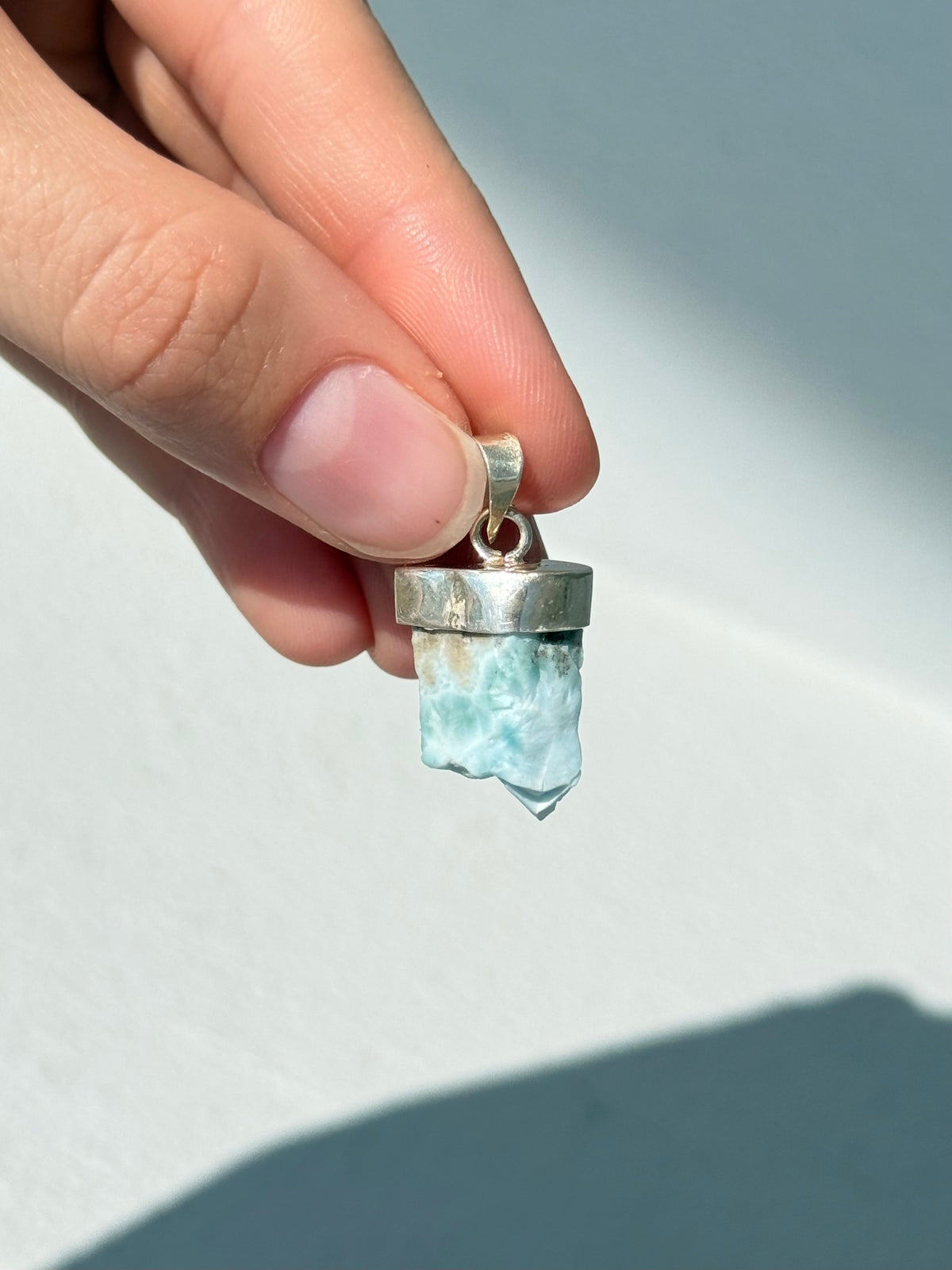 Colgante de larimar natural en plata 925 | Natural Larimar Pendant in 925 Sterling Silver