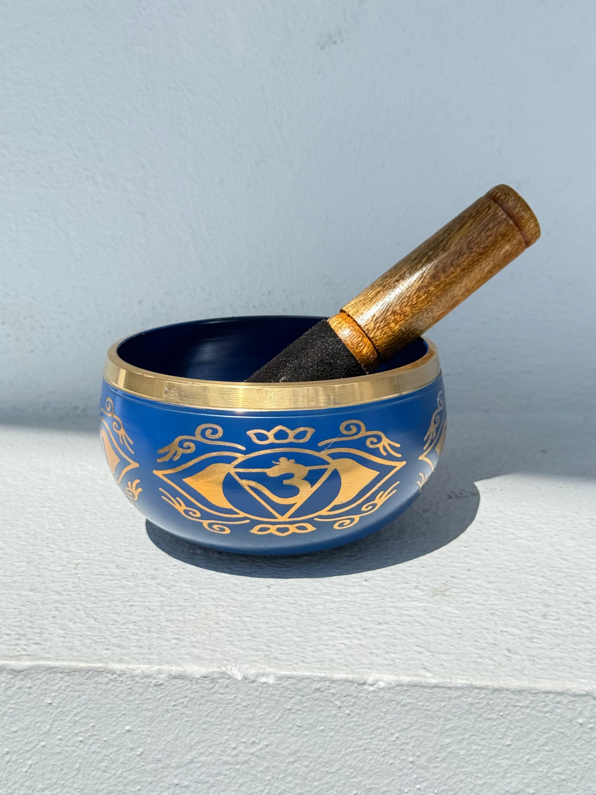 Cuenco tibetano azul del chakra del tercer ojo | Blue Third Eye Chakra Tibetan Singing Bowl