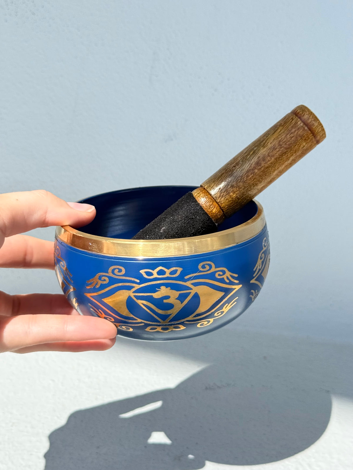 Cuenco tibetano azul del chakra del tercer ojo | Blue Third Eye Chakra Tibetan Singing Bowl