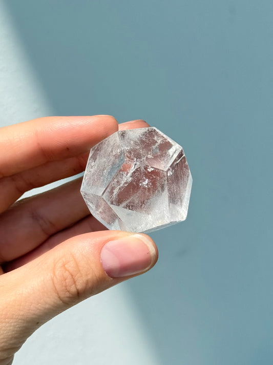 Dodecaedro de cuarzo cristal | Clear Quartz Dodecahedron